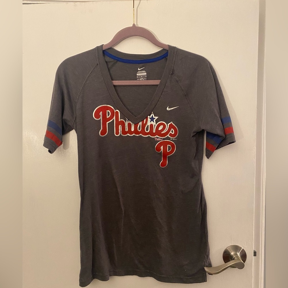 Philadelphia Phillies Nike V neck Shirt